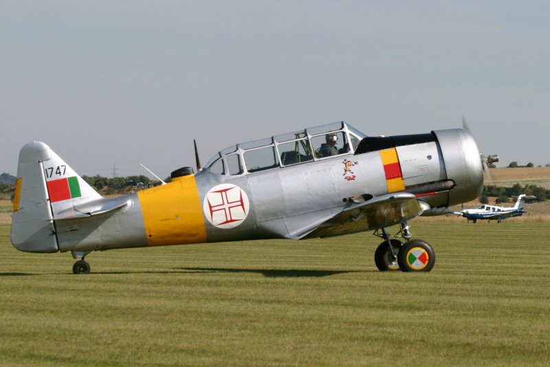 037CRW_6744_RJ
