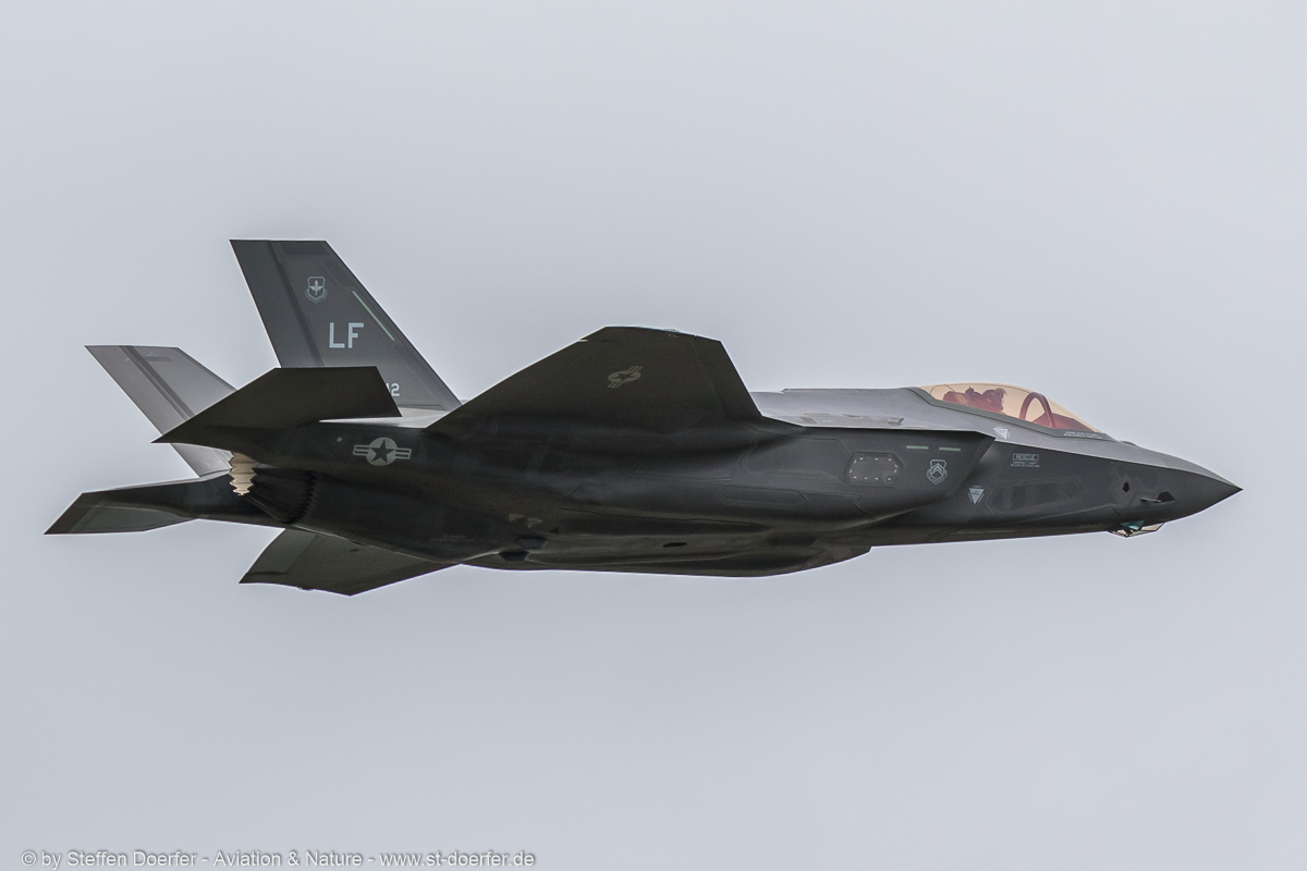 301IW5A5173