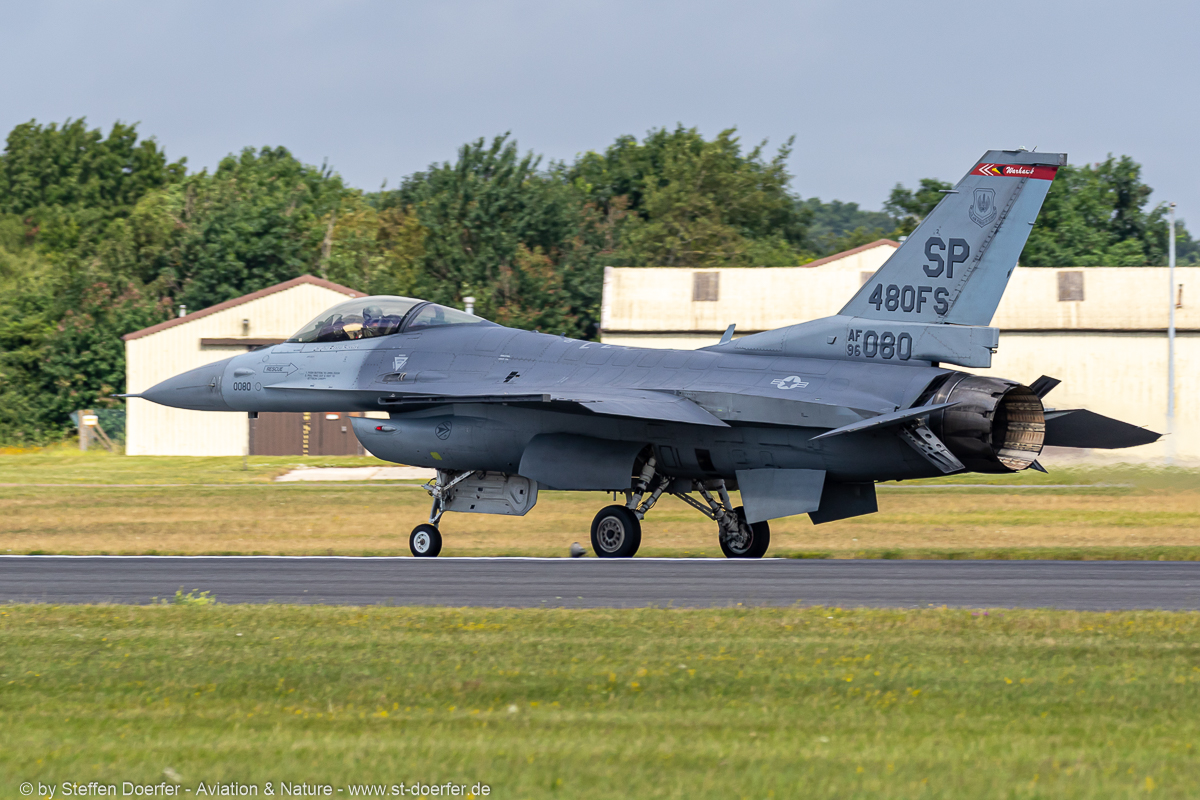 161IW5A2633