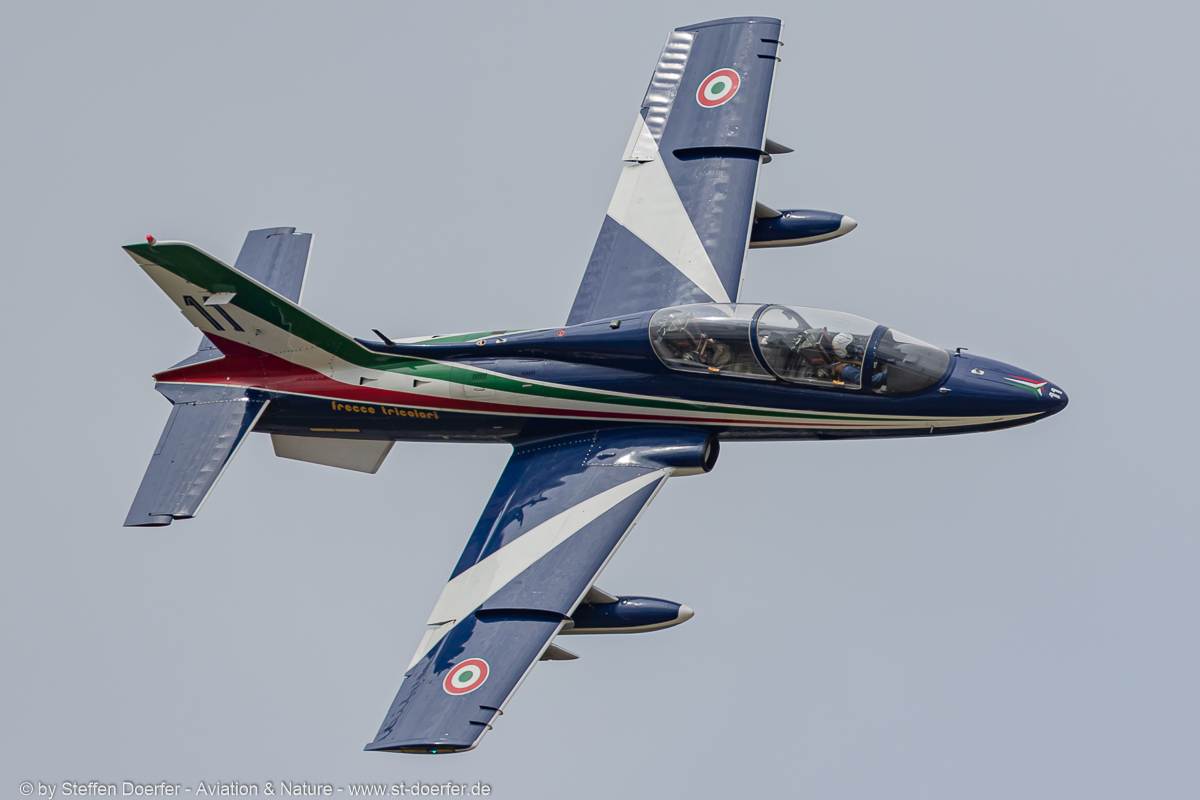 382JH3A3826