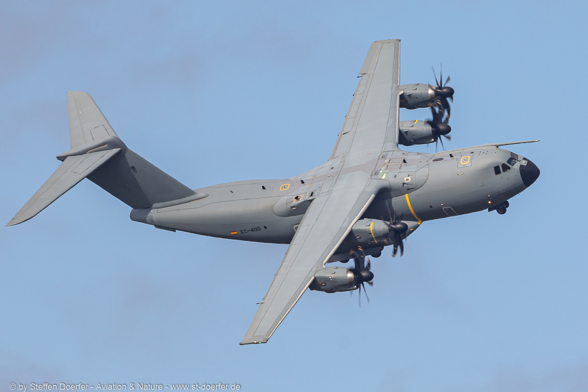 520JH3A4395