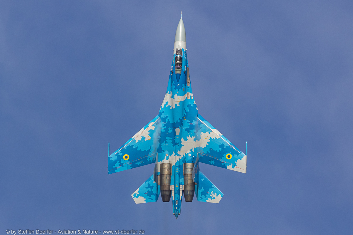 560JH3A4589