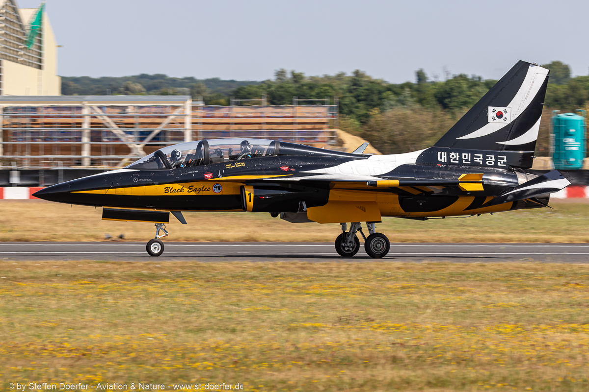 468JH3A9809