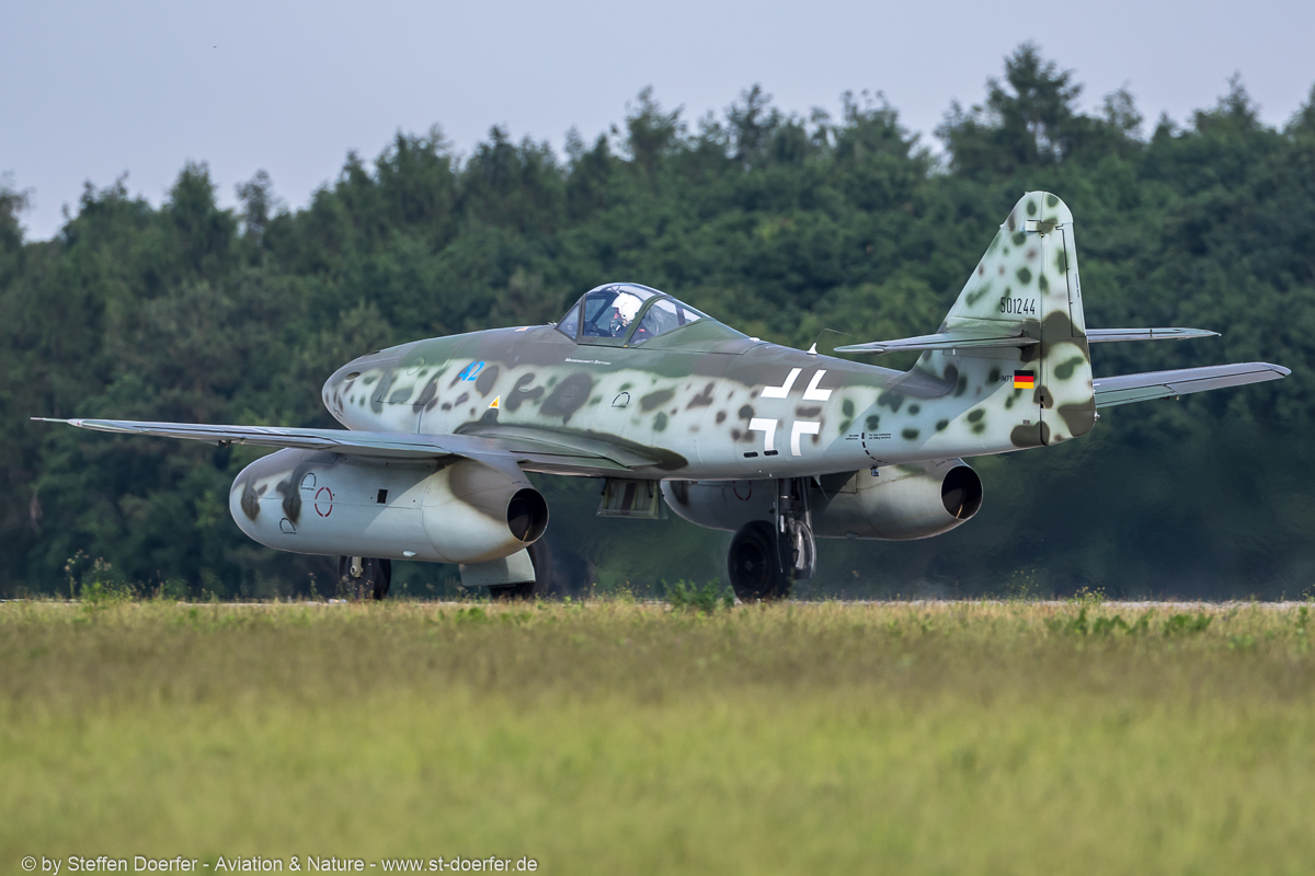 321JH3A3480