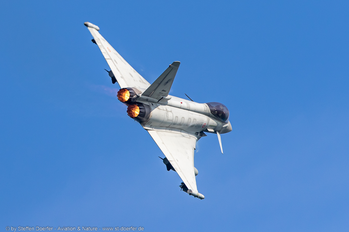 320IW5A7006