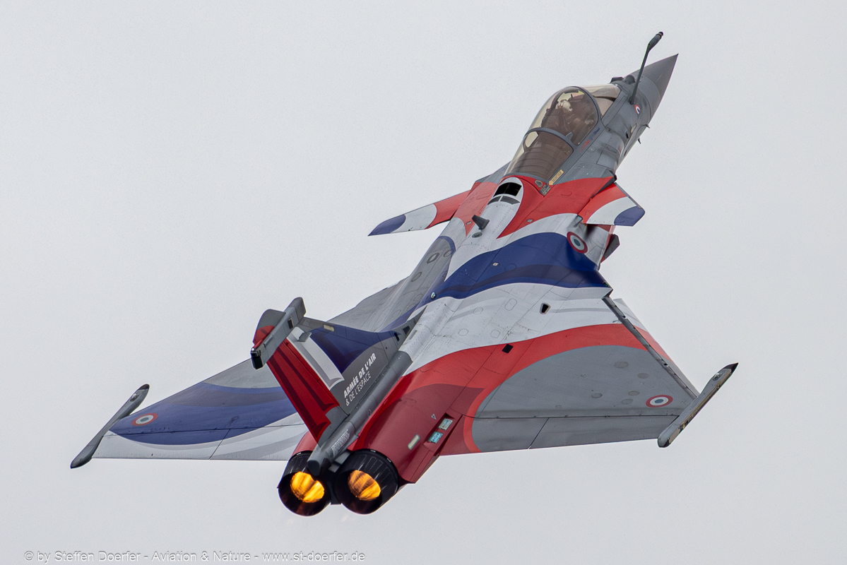 220CAA_2047