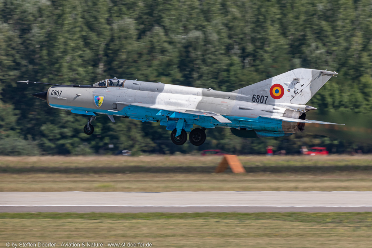 240JH3A3491
