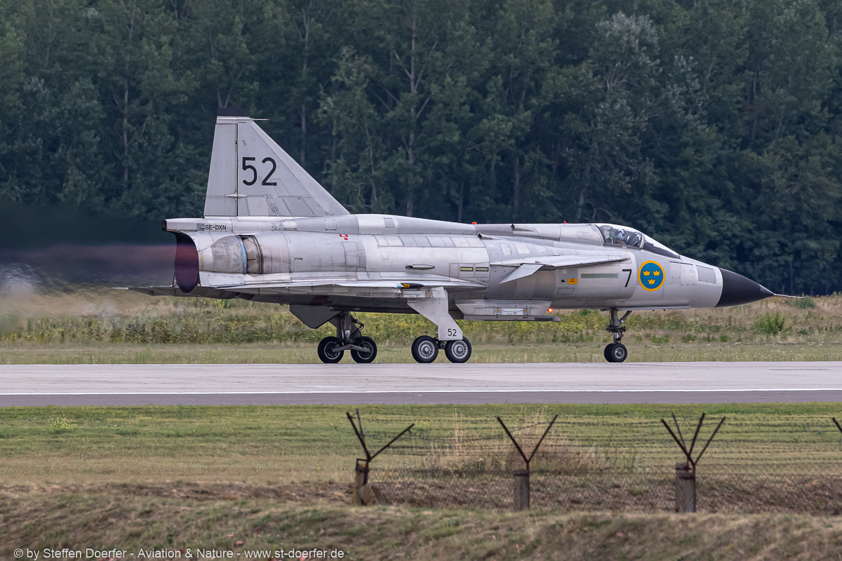 568JH3A2091
