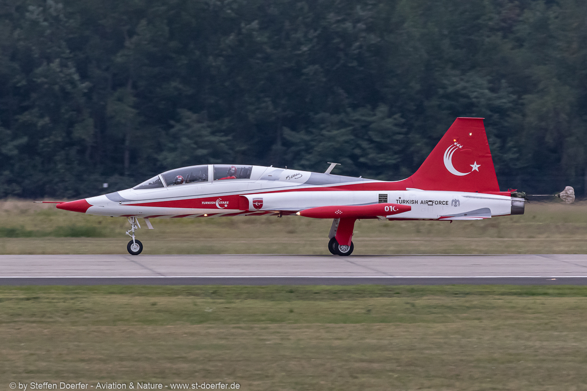 610JH3A2774