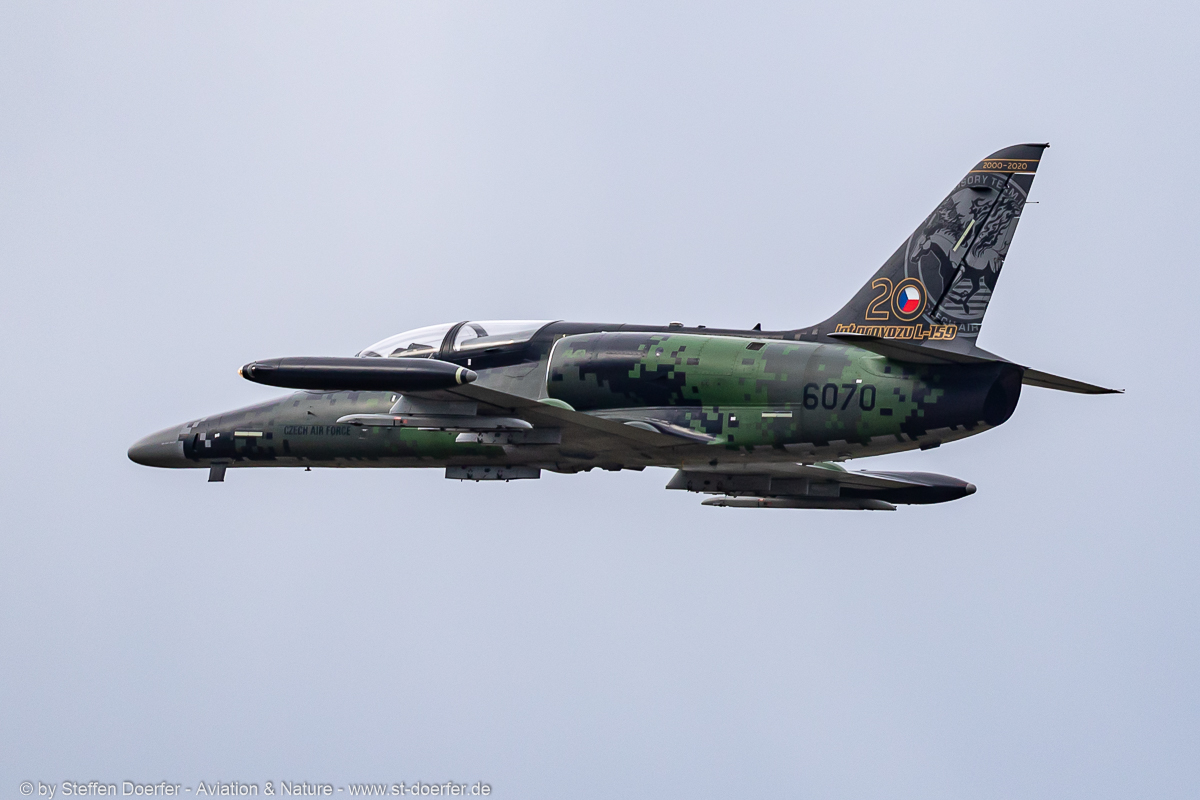 642IW5A7563