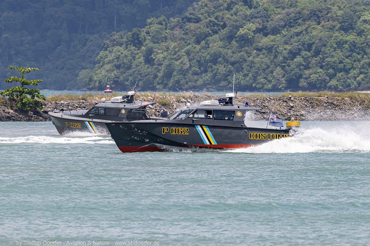 502-0Y2A4437