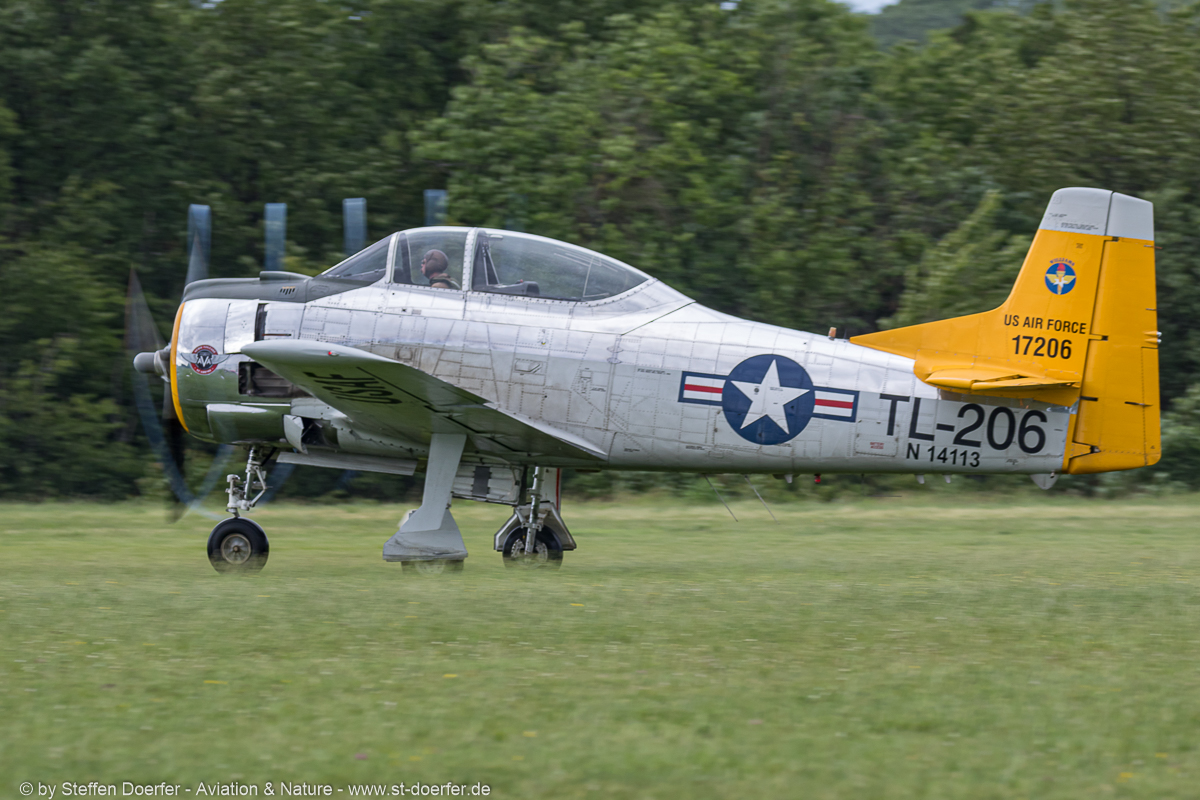 462IW5A8116