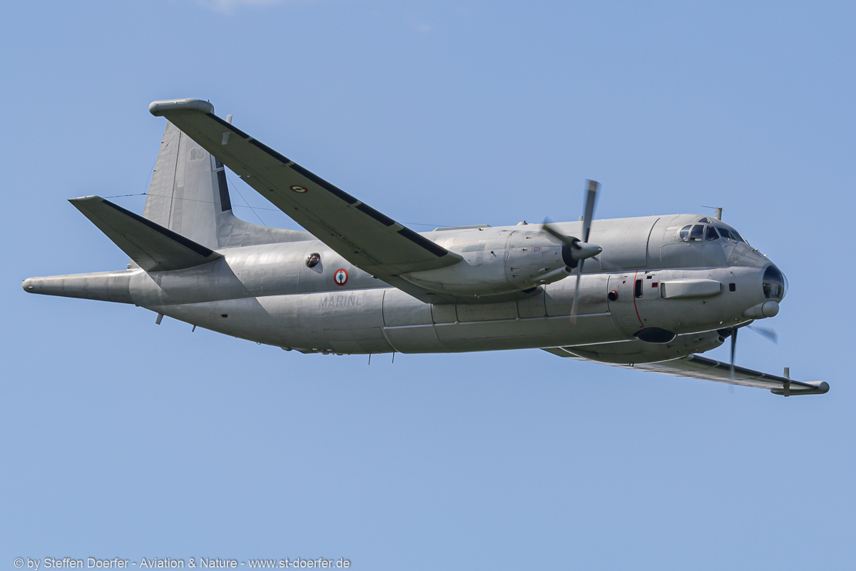 542IW5A8786