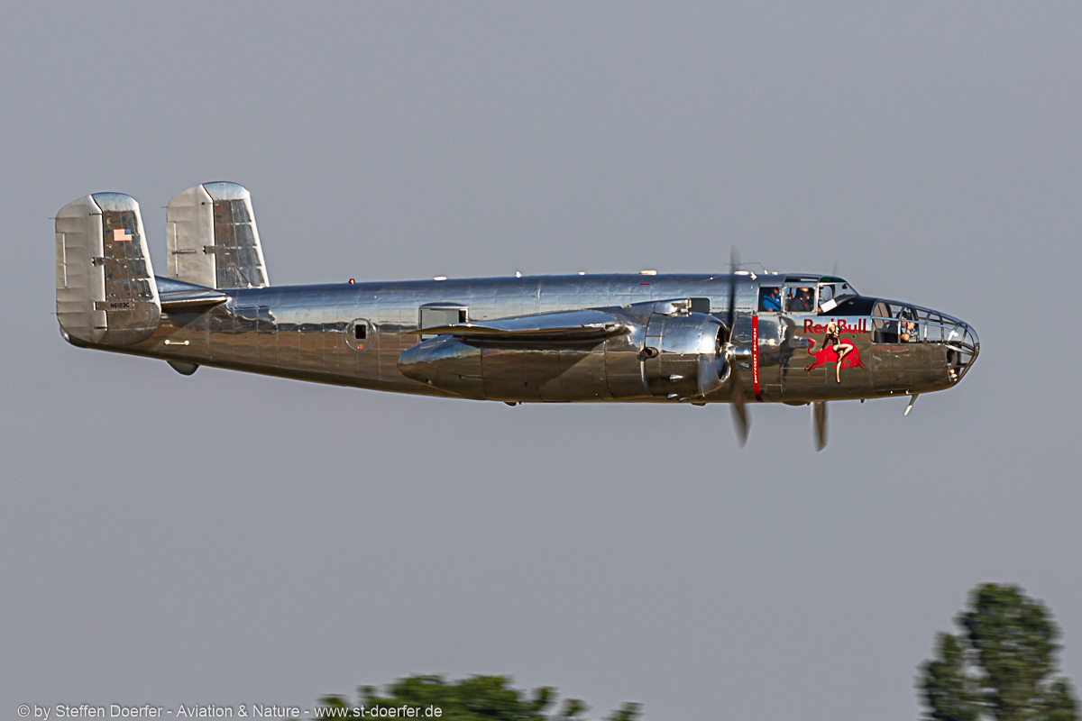 194JH3A3492