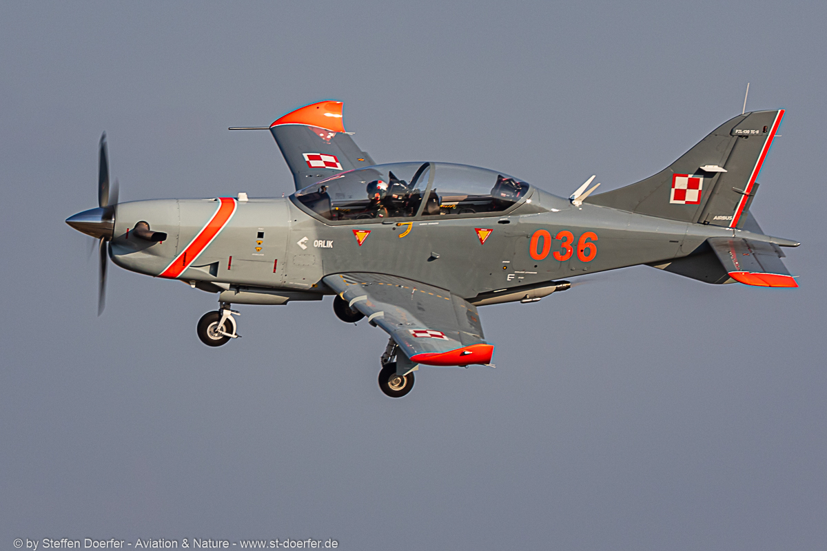 221IW5A8807