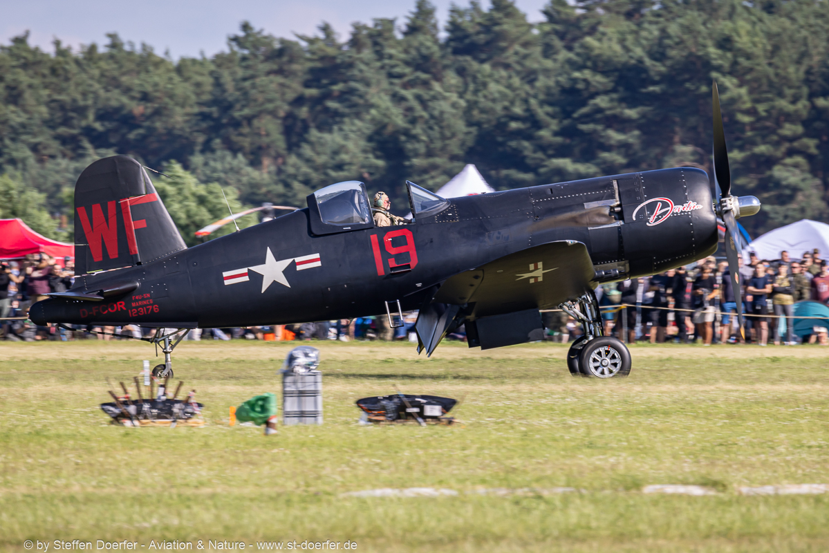 243CAB_8828