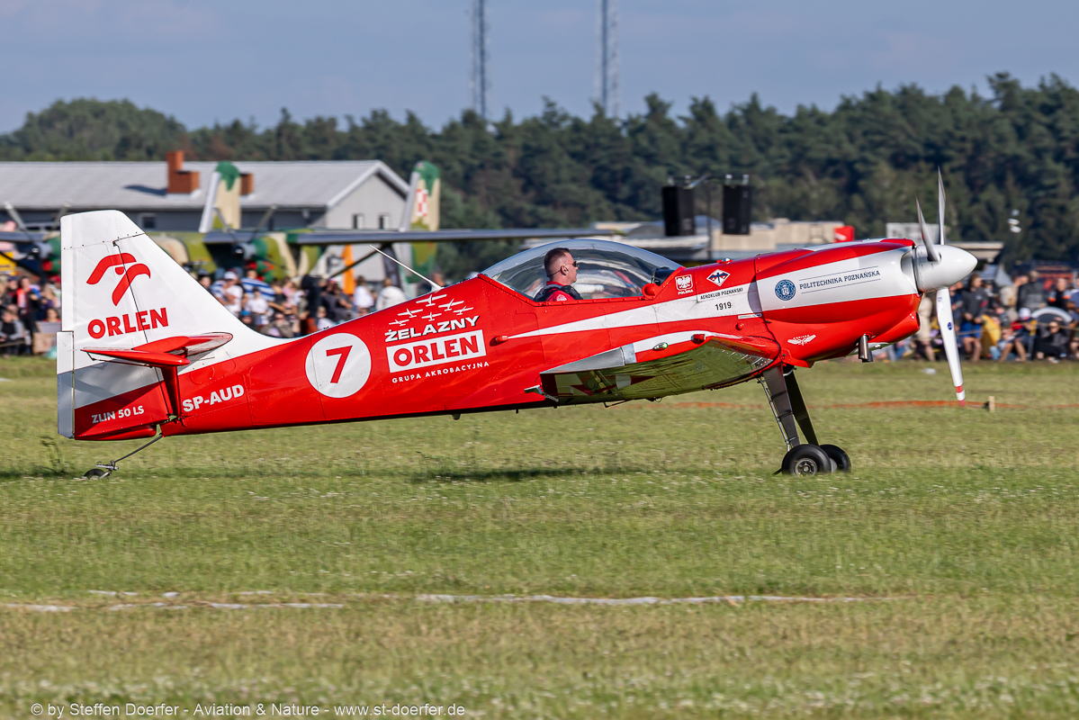 328CAB_9977