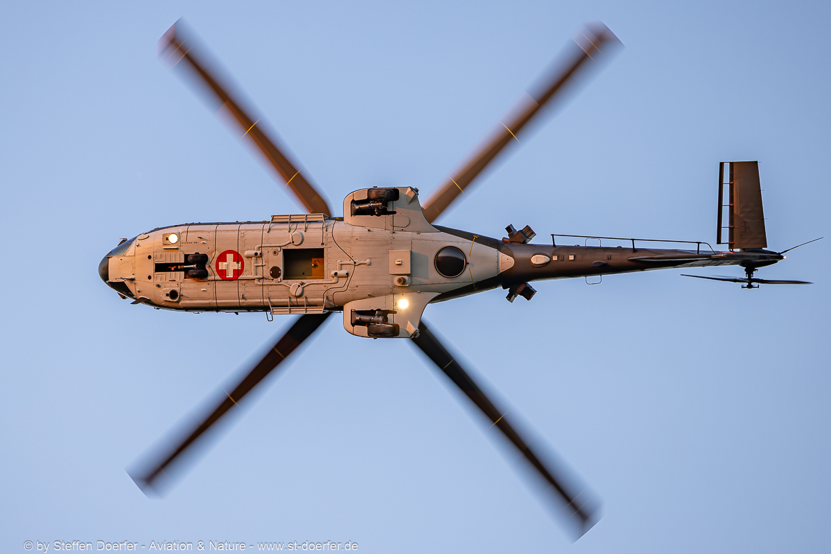 561CAA_5829