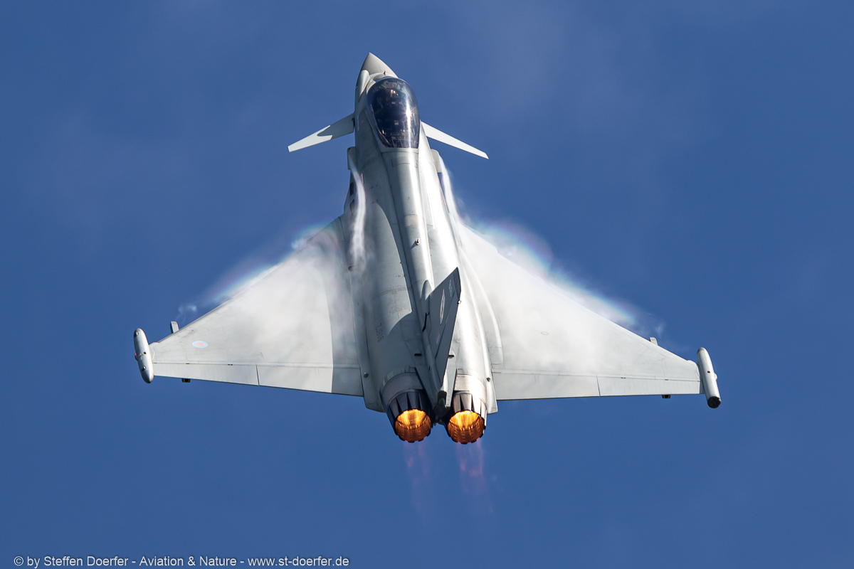 241IW5A7008