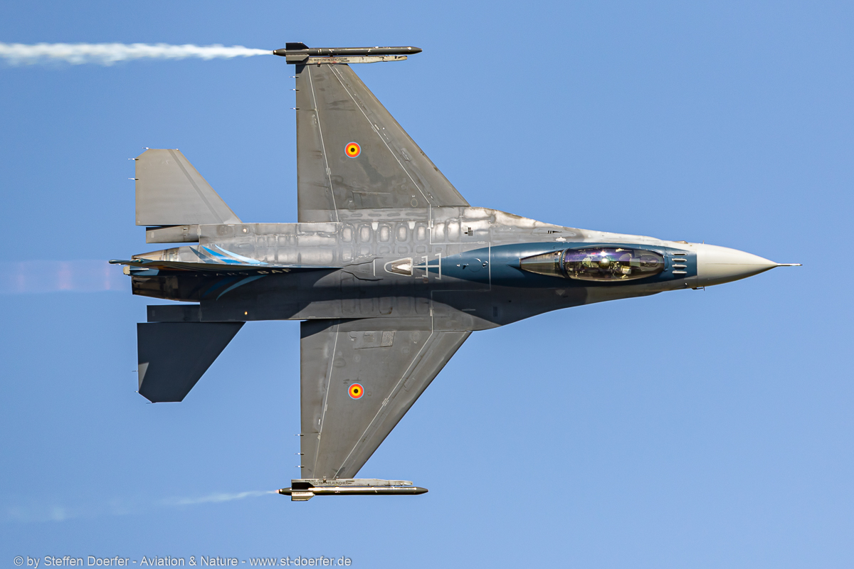 403IW5A7561