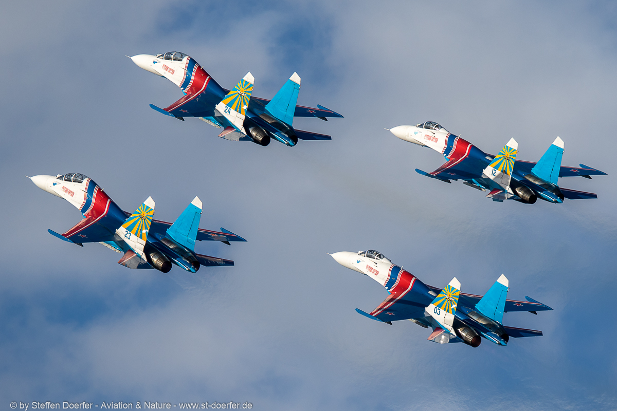 101JH3A3195