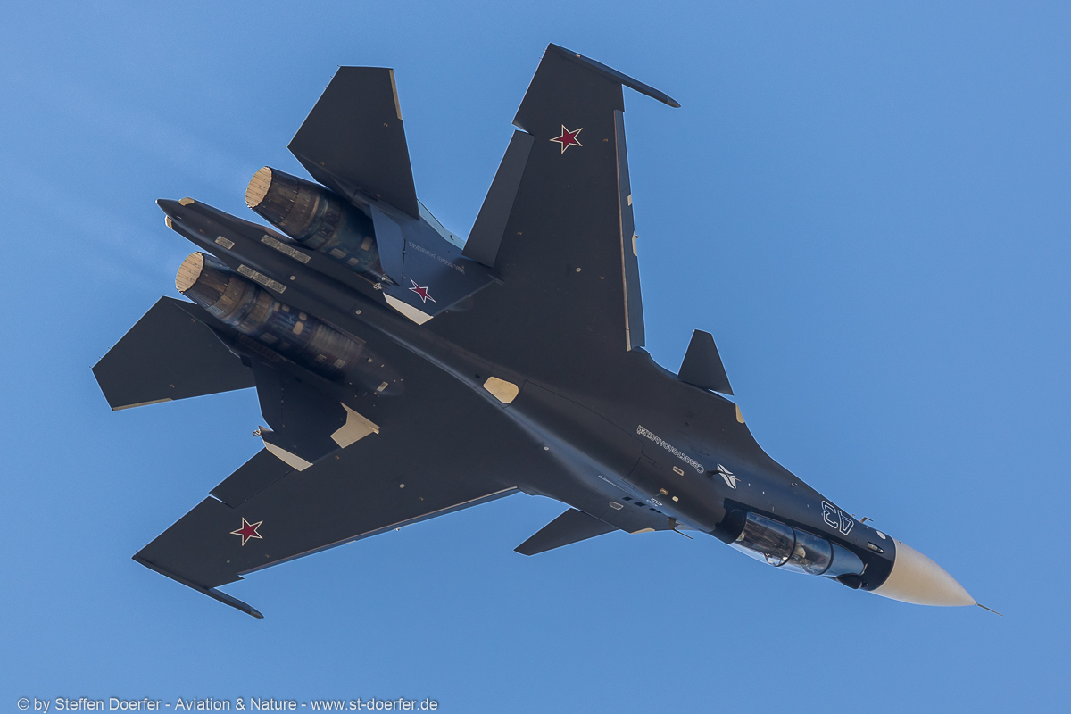 188JH3A7438