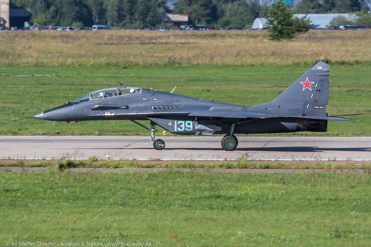 723IW5A8820