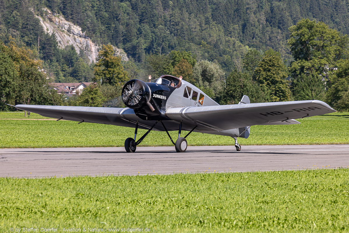 181-0Y2A2805