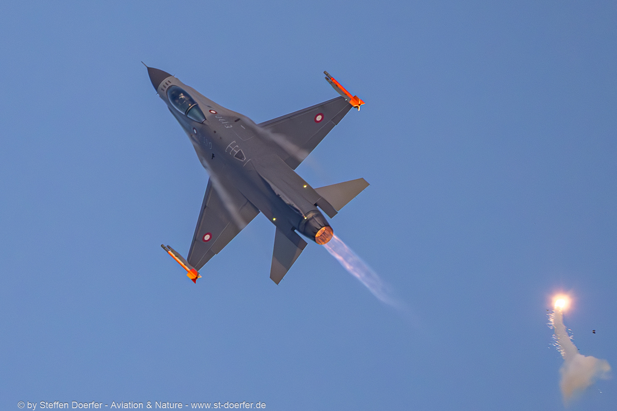 300CAA_7645