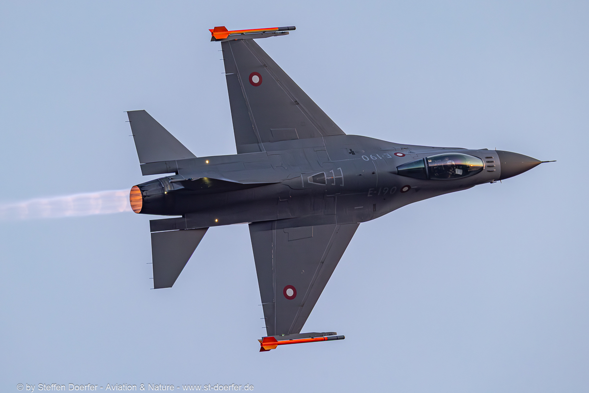 300CAA_7679