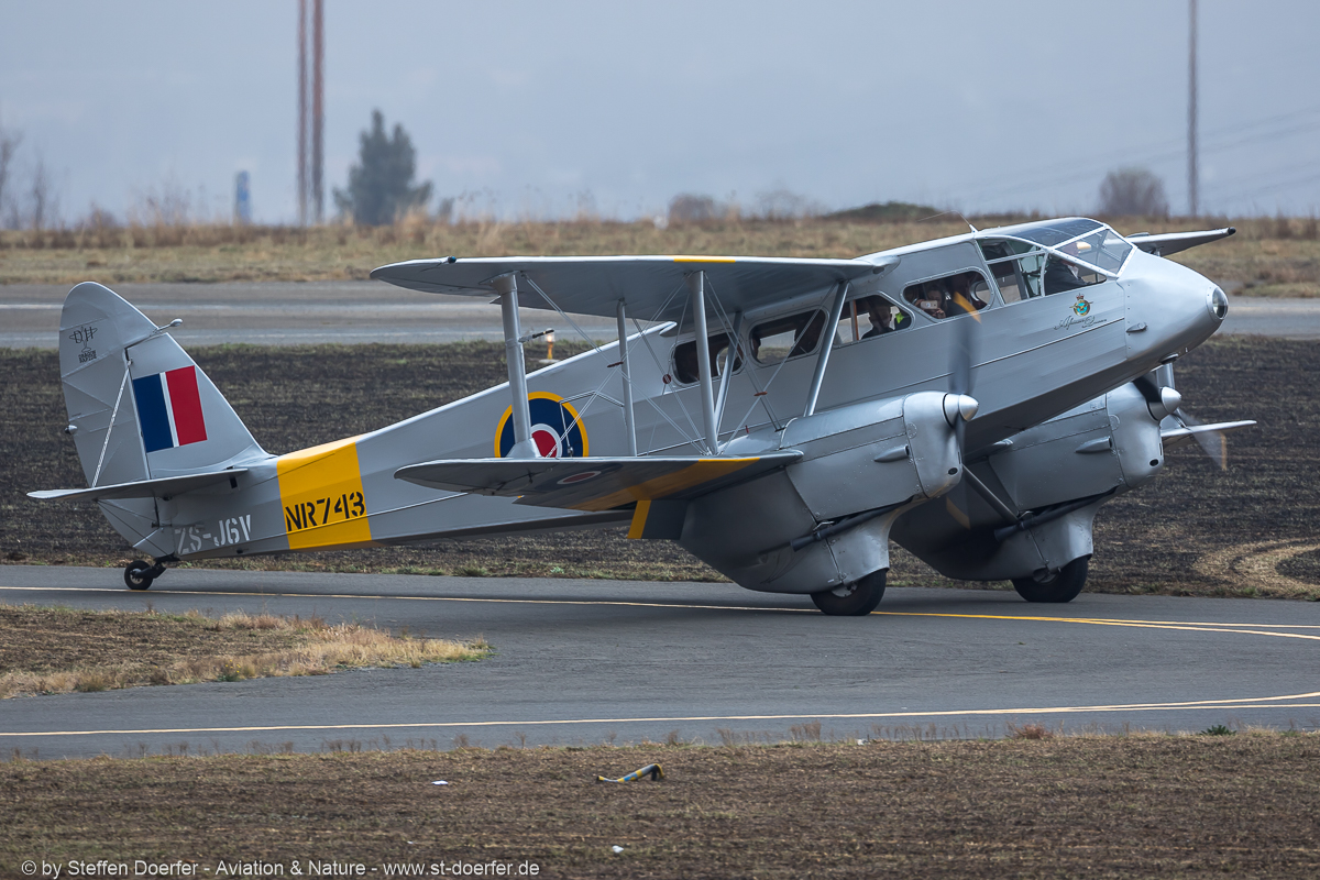 805JH3A4578