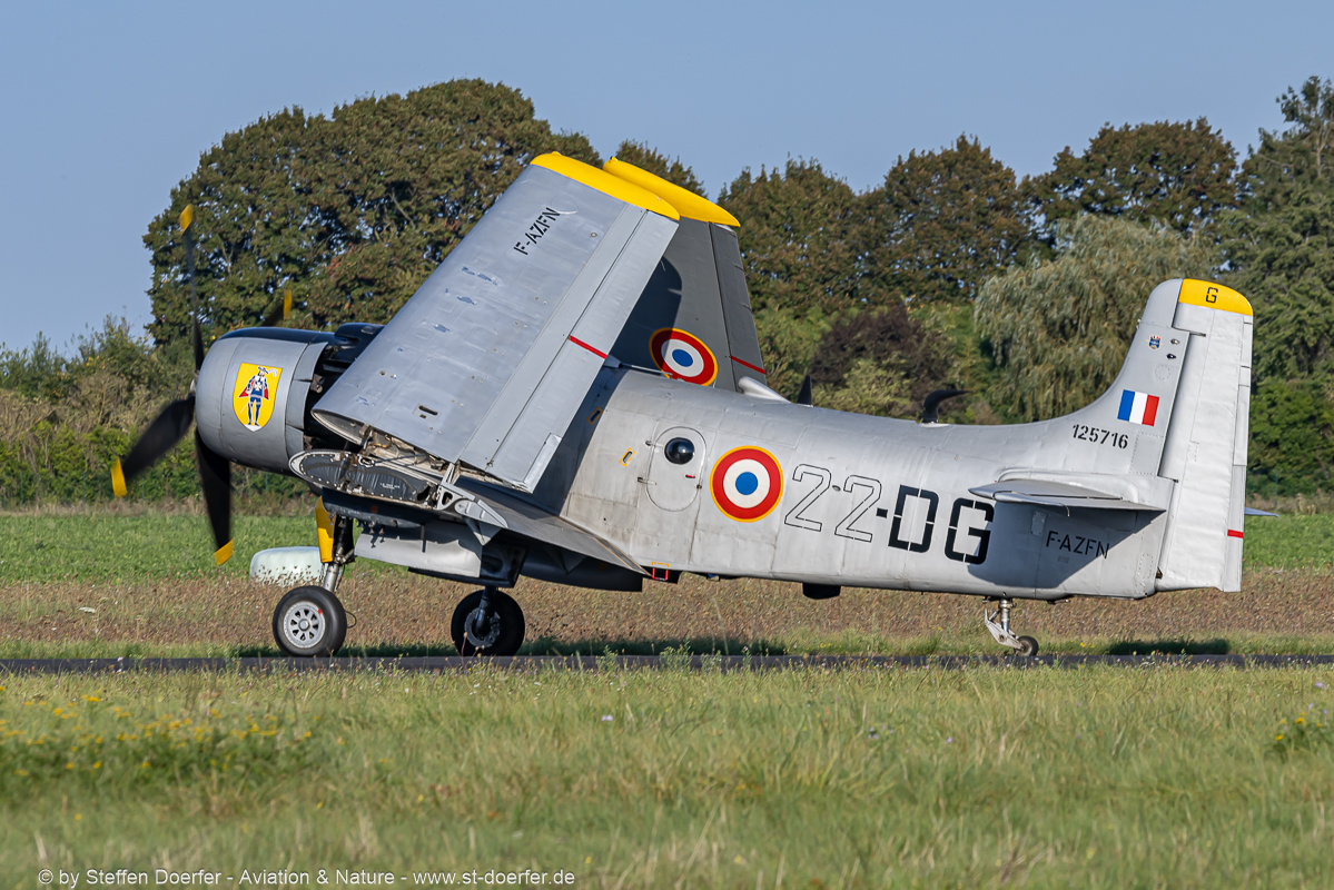 680-0Y2A4140