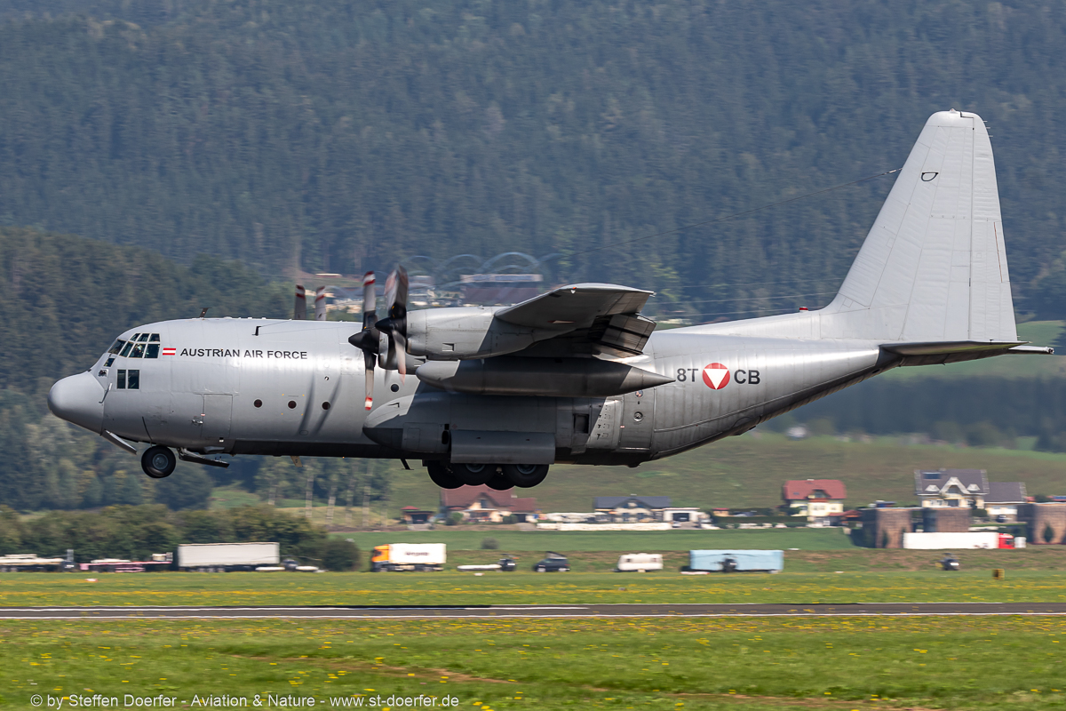520JH3A6687