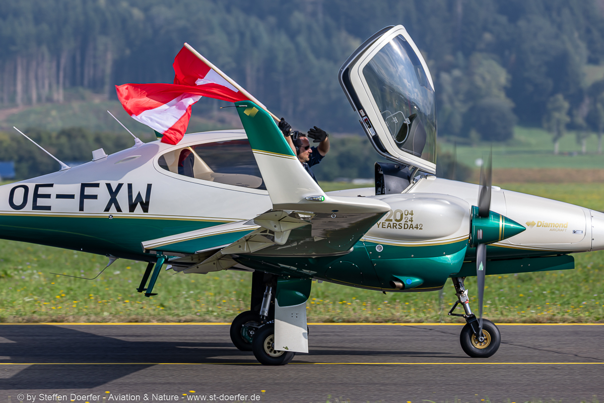 122CAA_8163