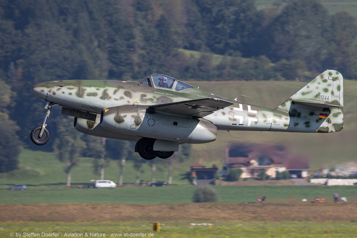 200CAA_9541