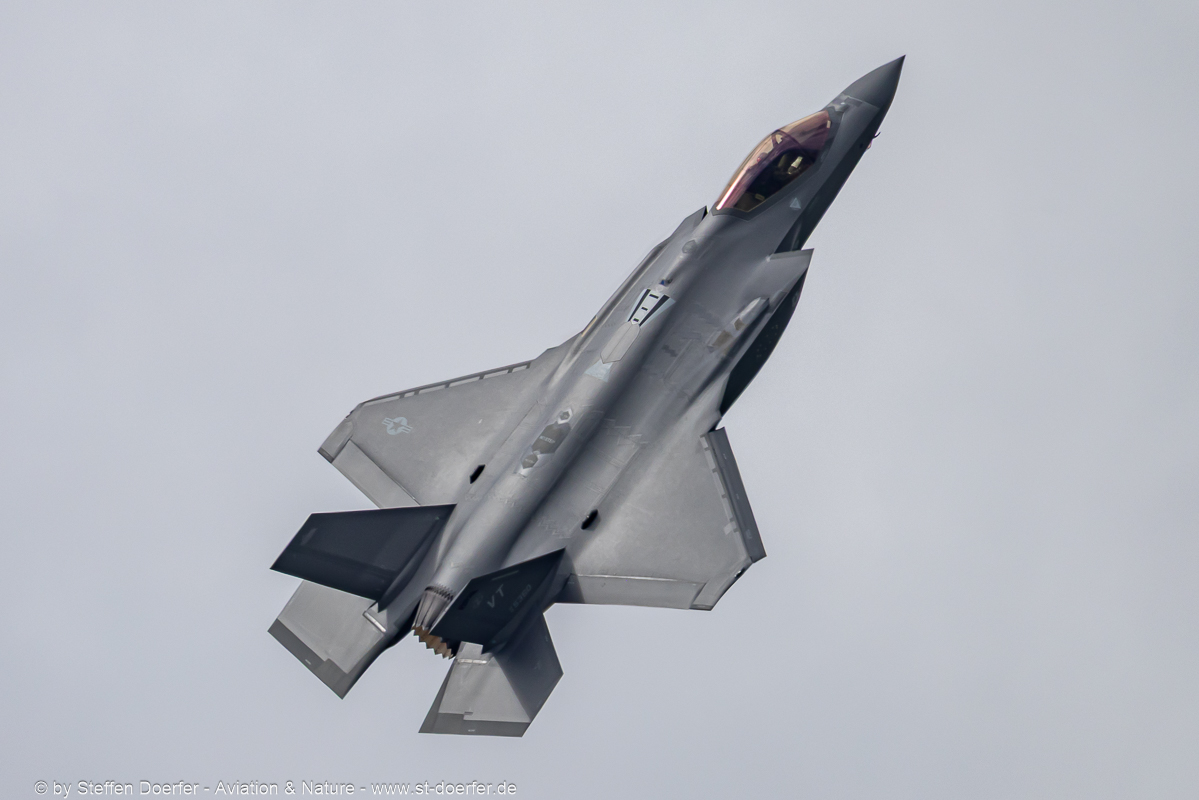 462CAA_2696