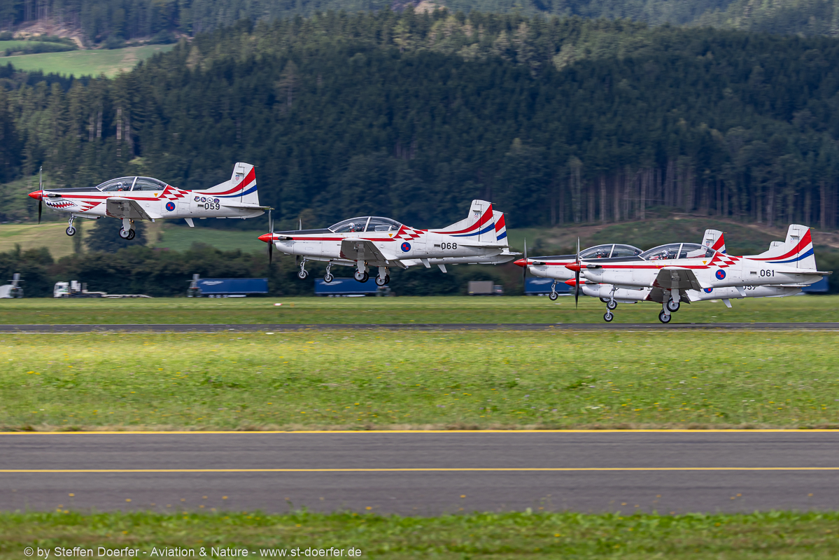560CAA_3308