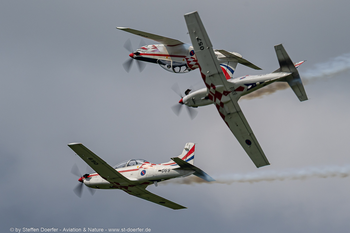 561CAA_3518