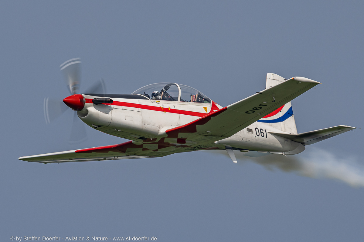 563CAA_4872