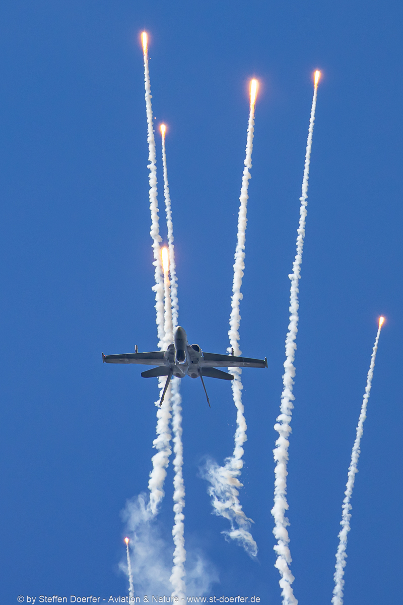 620CAA_3972