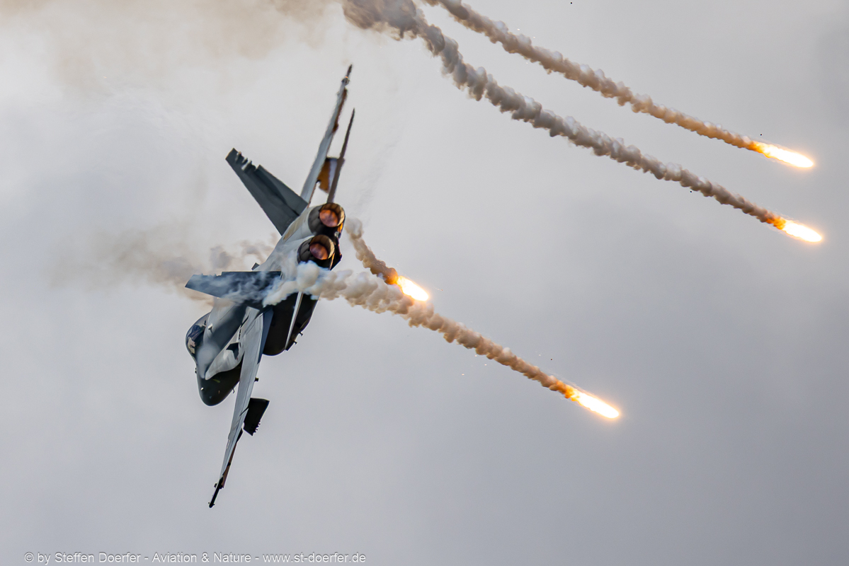 621CAA_4087